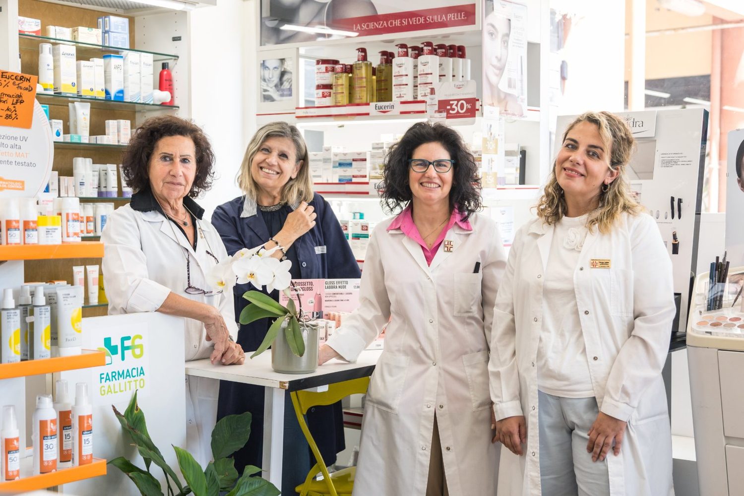Il team della Farmacia Gallitto al completo